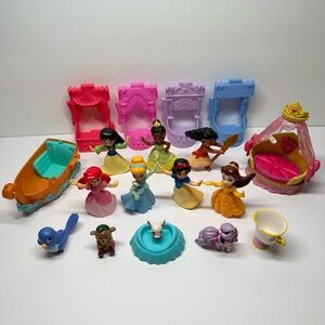 Disney Princess Figures Mini Dolls Cake Toppers Pets Etc Mixed Lot of 19 Toys